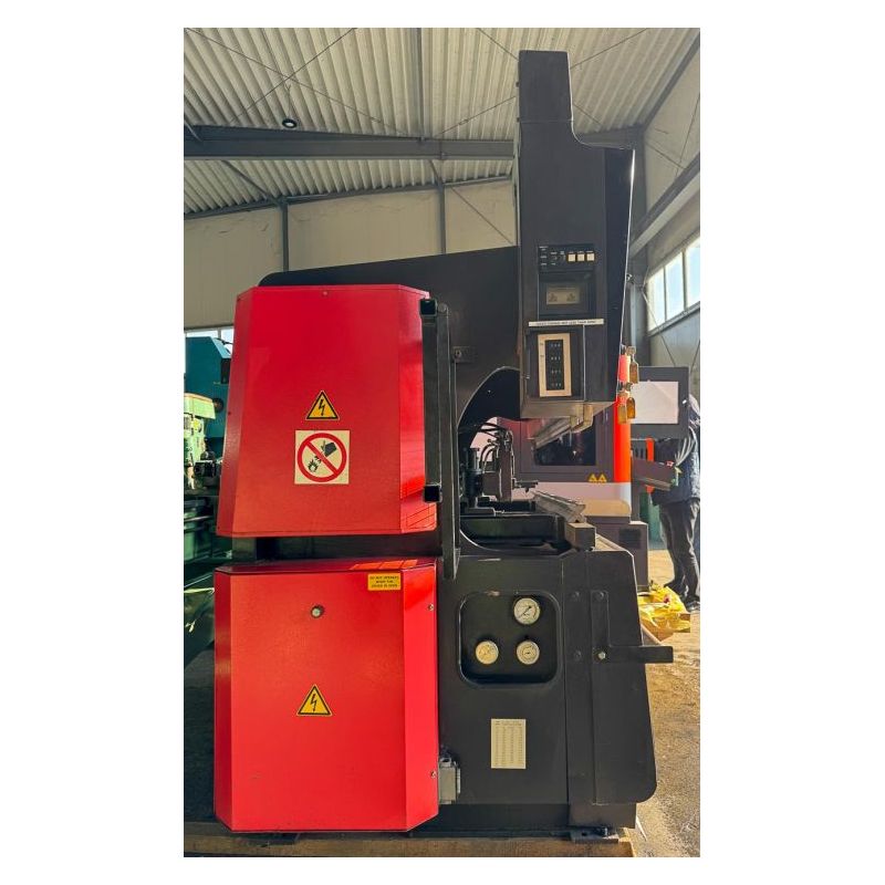 Apkant preša AMADA NC 50tx2000mm (Neispravno stanje - strujni dio) Cijena