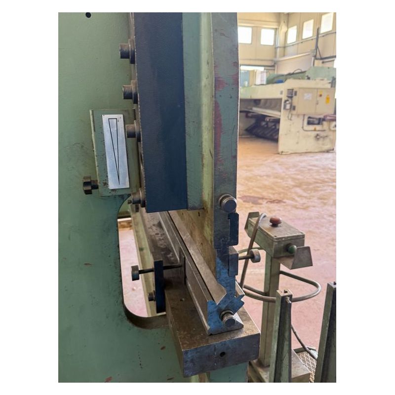 Apkant preša Jelšingrad HAPA 3000 mm x 80t Cijena