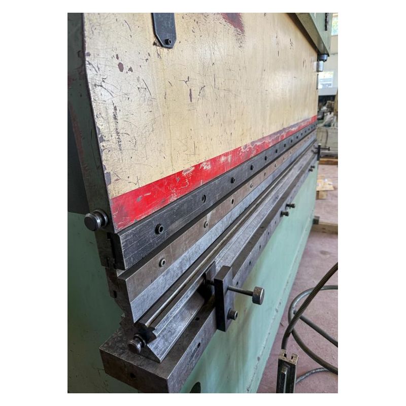 Apkant preša Jelšingrad HAPA 3000 mm x 80t Cijena