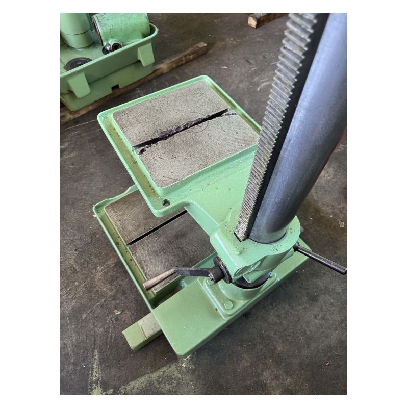 Bušilica STB-132, MK-3 Cijena