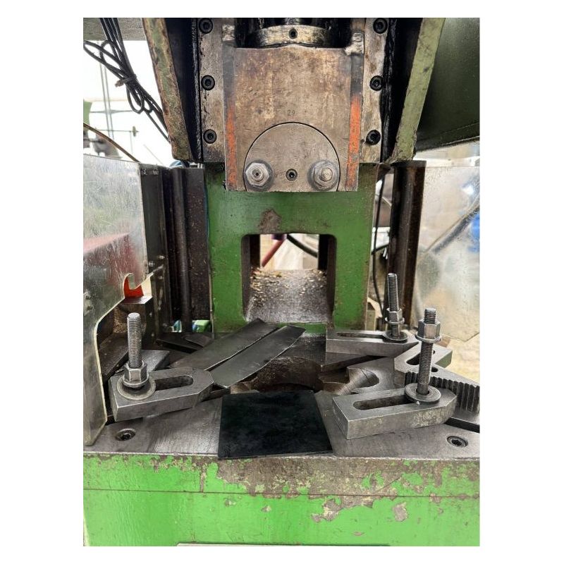 Ekscentar preša sa dodavačem Cijena