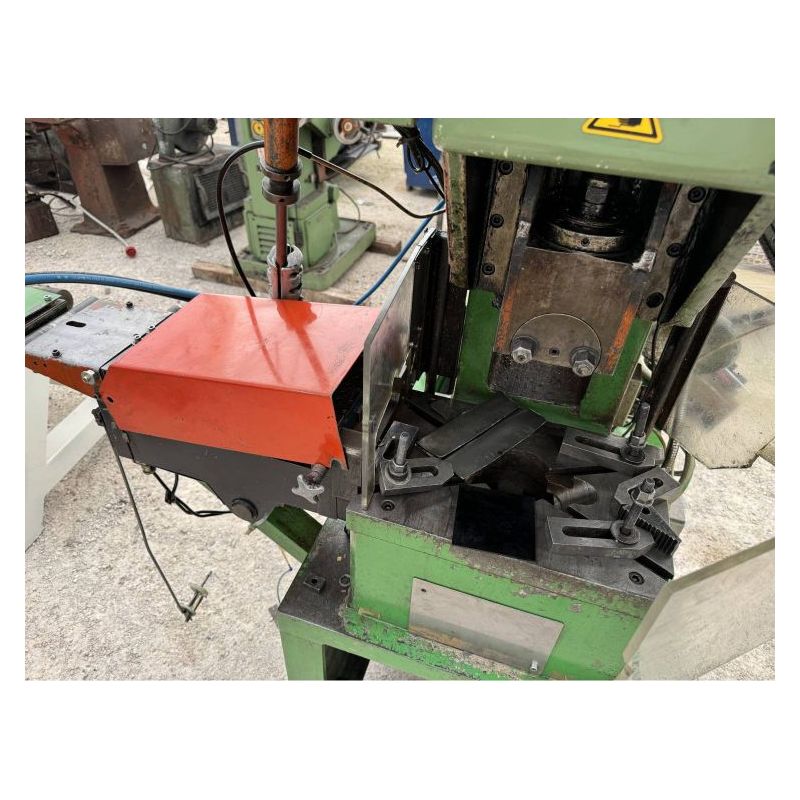 Ekscentar preša sa dodavačem Cijena