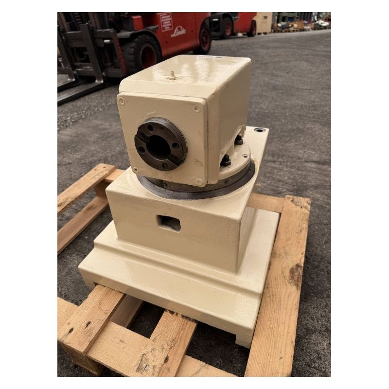 Glava za glodalicu Prvomajska GUK-1, UG-1 - pinola ISO40 Cijena