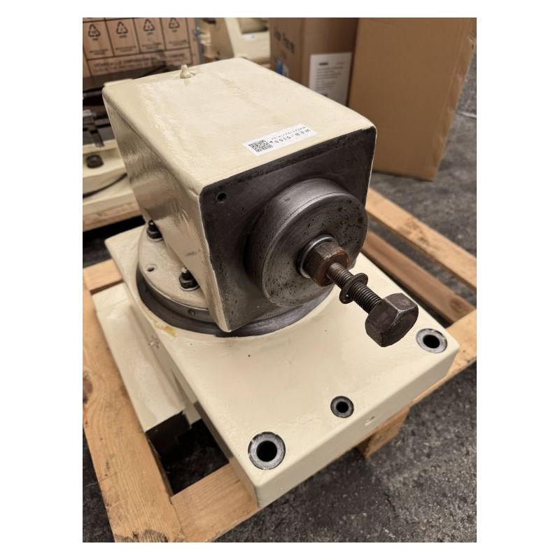 Glava za glodalicu Prvomajska GUK-1, UG-1 - pinola ISO40 Cijena