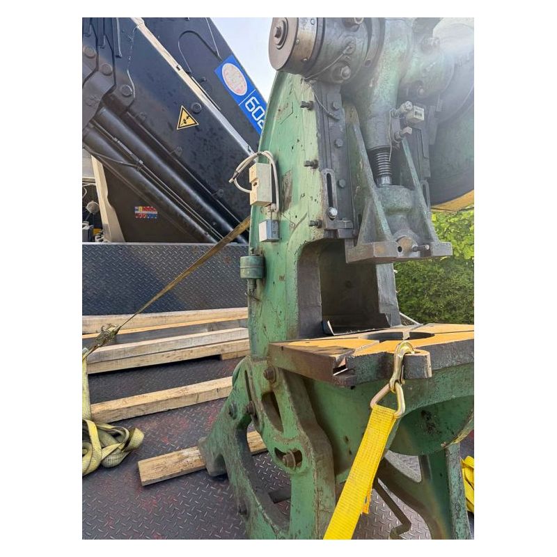 Nagibna ekscentar preša Jelšigrad 32 t Cijena