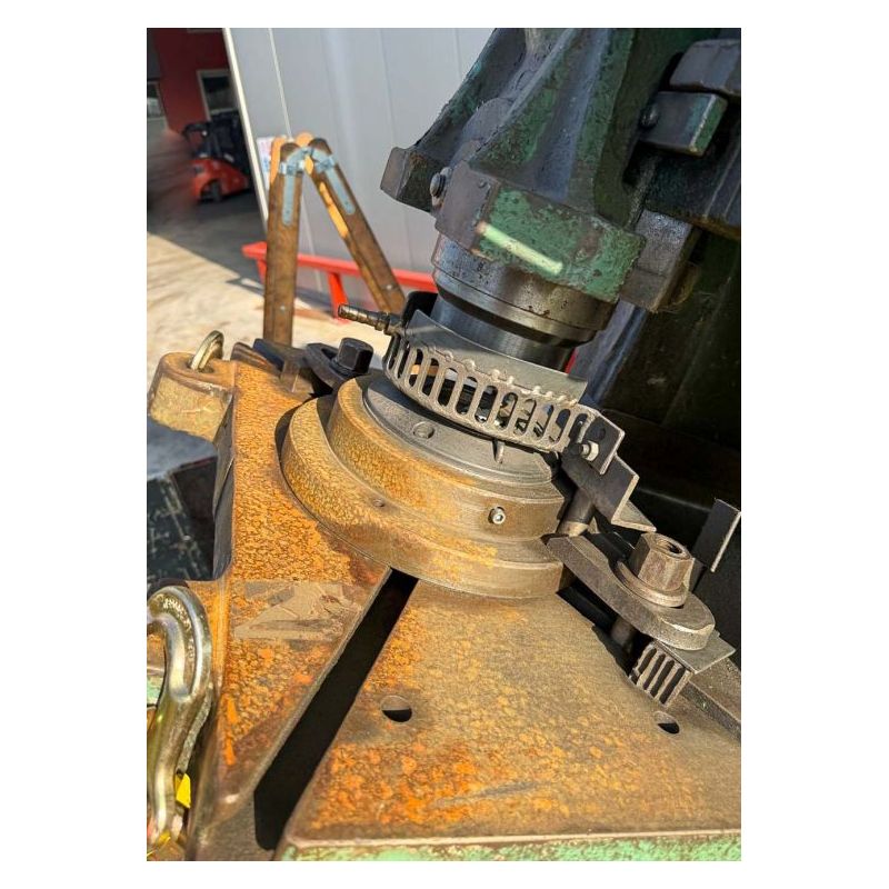 Nagibna ekscentar preša Jelšigrad 32 t Cijena