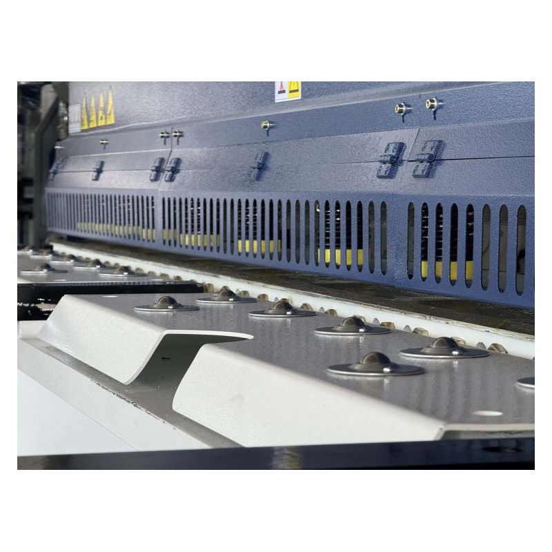 Hidraulične škare QC12K-6×3200 E21S Cijena