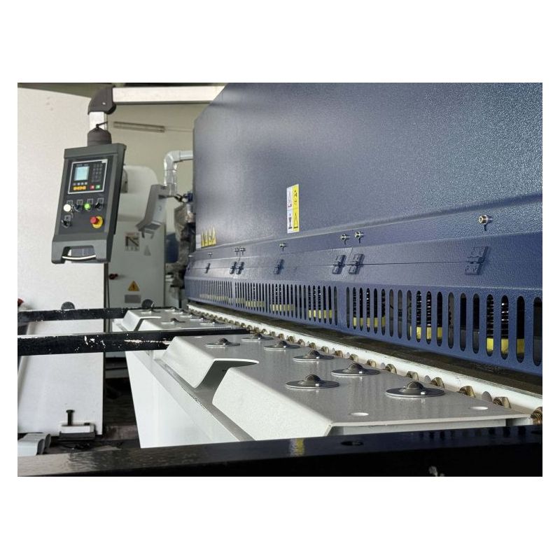 Hidraulične škare QC12K-6×3200 E21S Cijena