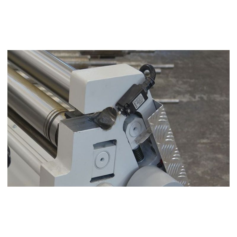 motorized 3 Rolls Plate Bending Machine RM 1550x90, Sahinler/Isitan Price