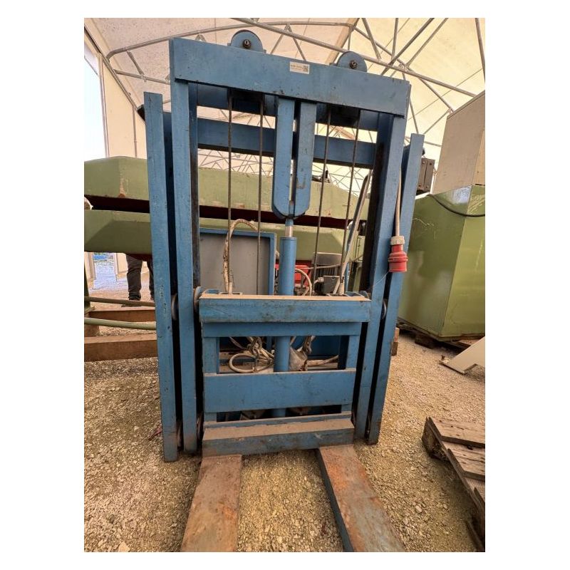 Viličar podizni Cijena